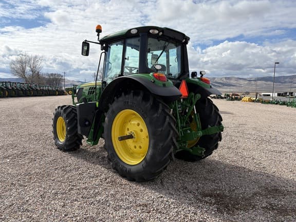 Image of John Deere 6140M equipment image 2