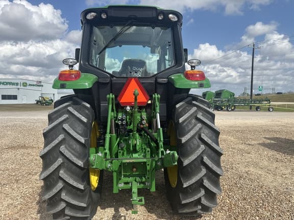 Image of John Deere 6140M equipment image 3
