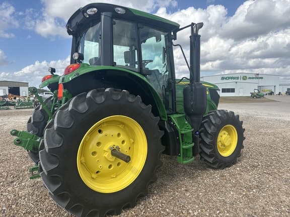 Image of John Deere 6140M equipment image 2