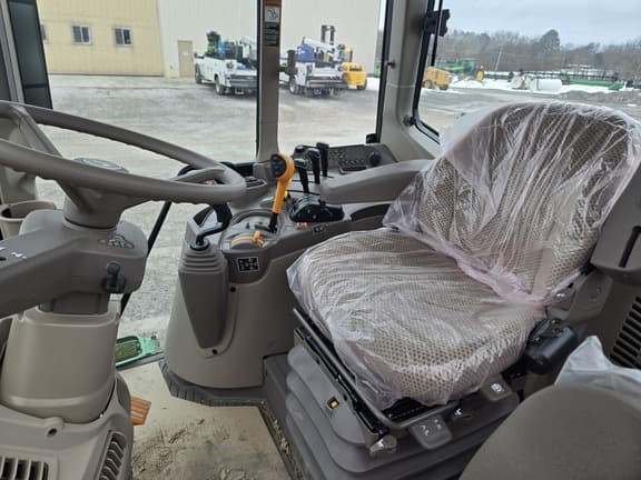 Image of John Deere 6145M equipment image 1