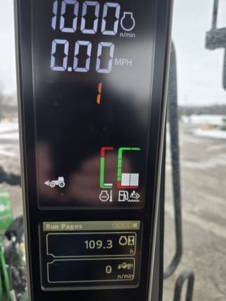 Image of John Deere 6145M equipment image 4