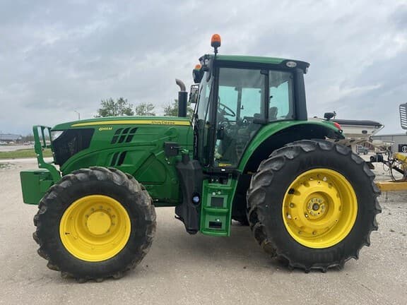 Image of John Deere 6145M equipment image 4