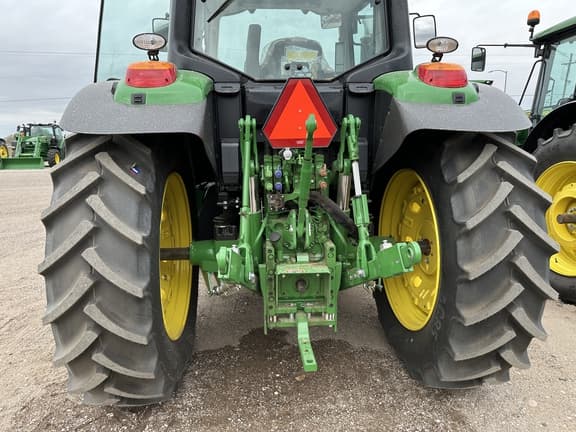 Image of John Deere 6145M equipment image 4