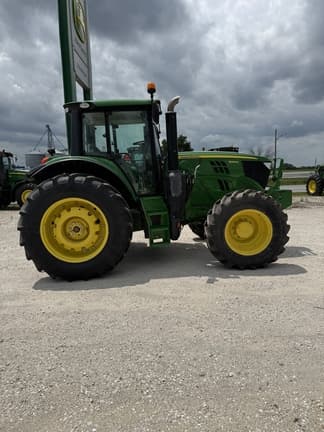 Image of John Deere 6145M equipment image 4