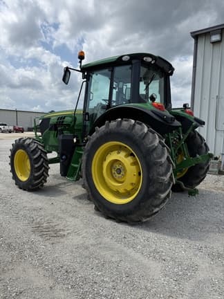 Image of John Deere 6145M equipment image 4