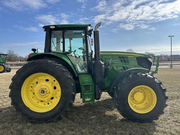 Image of John Deere 6145M equipment image 4