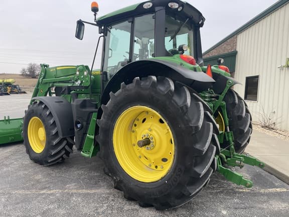 Image of John Deere 6155M equipment image 3