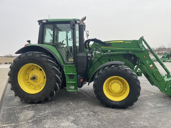 Image of John Deere 6155M equipment image 4