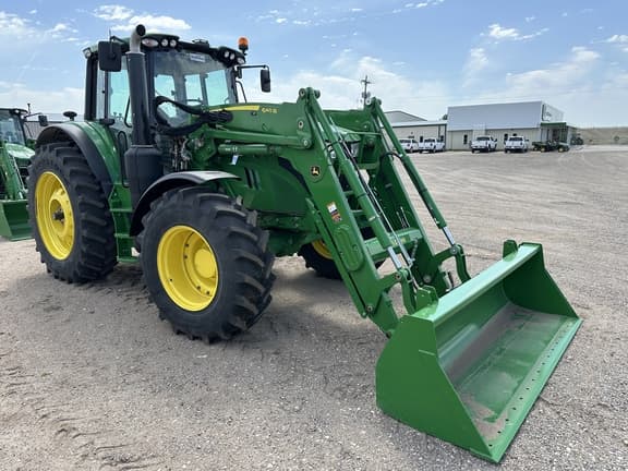 Image of John Deere 6155M equipment image 4