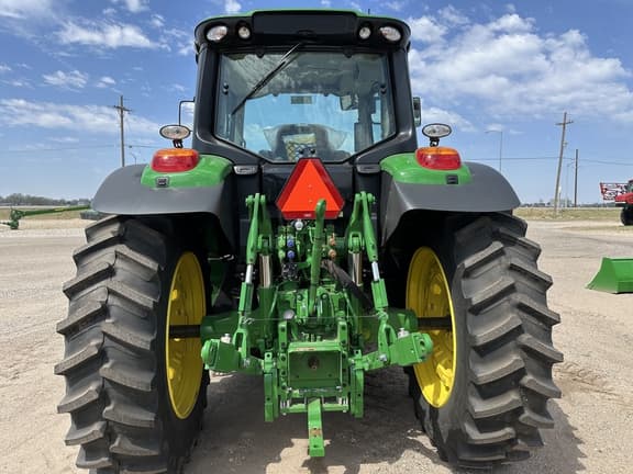 Image of John Deere 6155M equipment image 3