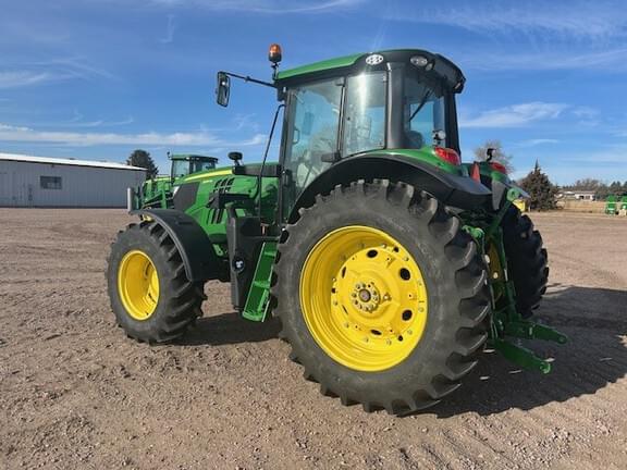 Image of John Deere 6155M equipment image 2