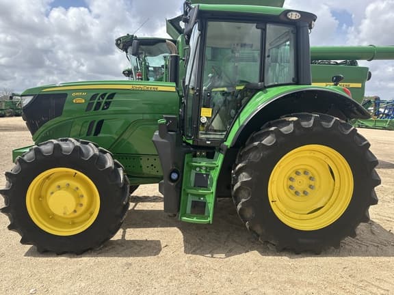 Image of John Deere 6155M equipment image 1