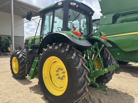 Image of John Deere 6155M equipment image 2