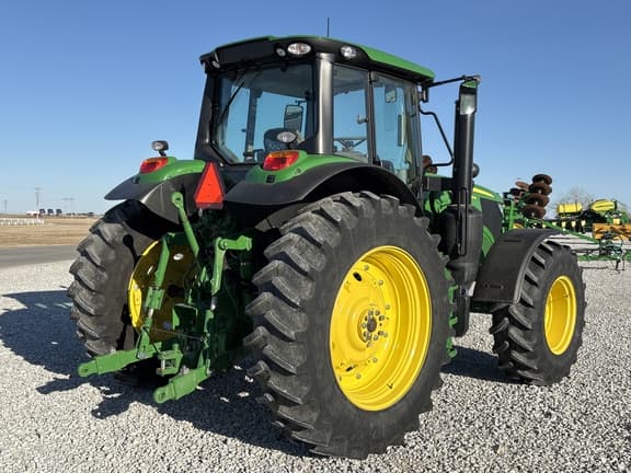 Image of John Deere 6155M equipment image 3