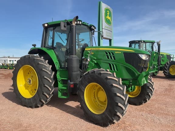 Image of John Deere 6155M equipment image 2