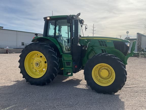 Image of John Deere 6155M equipment image 3