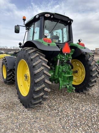 Image of John Deere 6155M equipment image 2