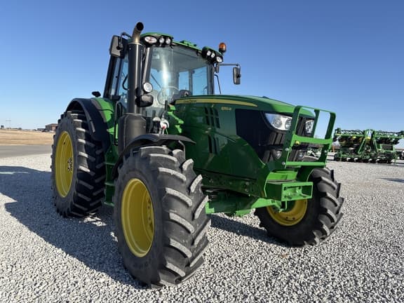 Image of John Deere 6155M equipment image 2