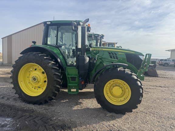 Image of John Deere 6155M equipment image 4