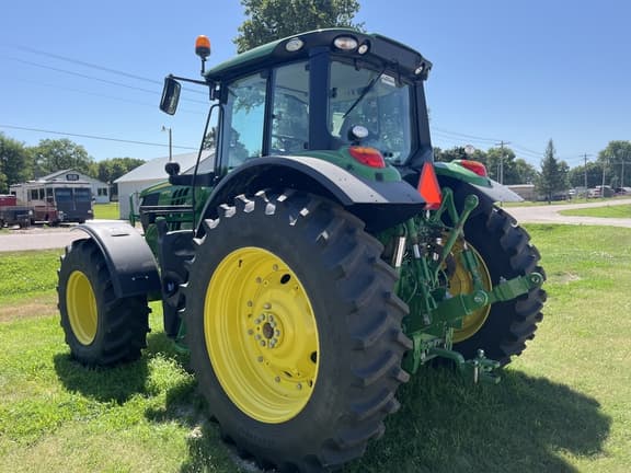 Image of John Deere 6155M equipment image 3