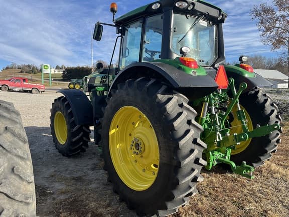 Image of John Deere 6155M equipment image 4