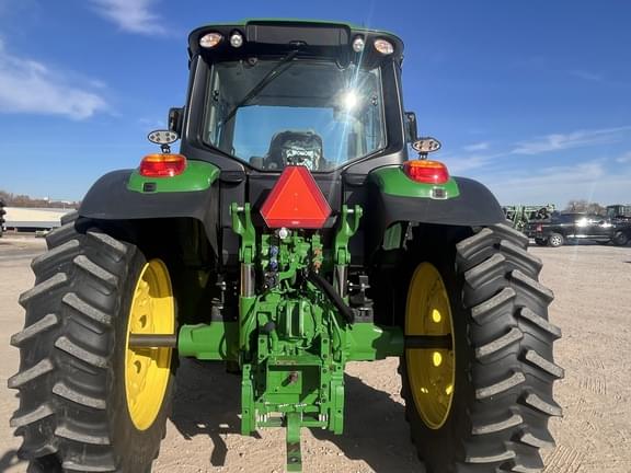 Image of John Deere 6155M equipment image 3