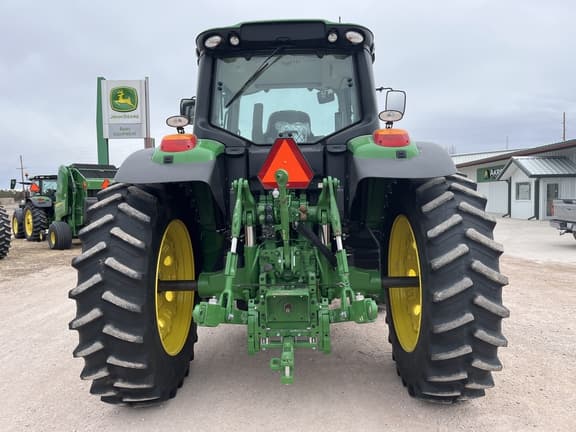 Image of John Deere 6155M equipment image 4