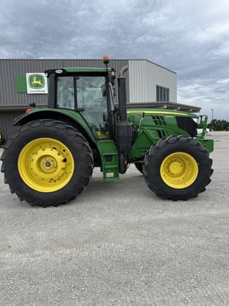 Image of John Deere 6155M equipment image 4