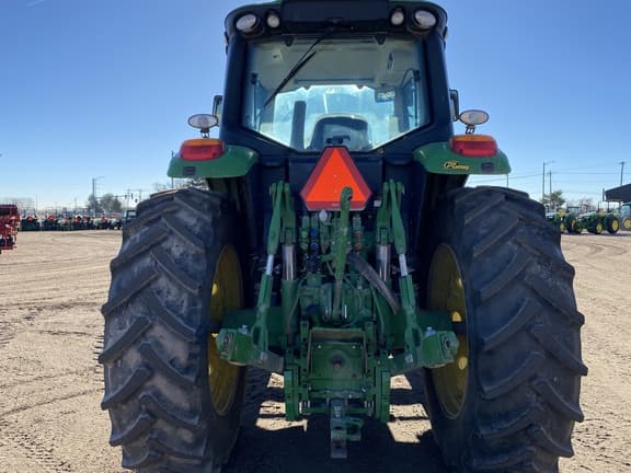 Image of John Deere 6155M equipment image 4