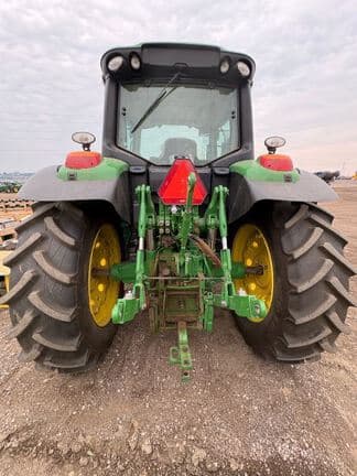 Image of John Deere 6155M equipment image 3