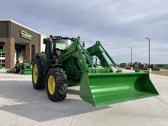 Image of John Deere 6155M equipment image 2