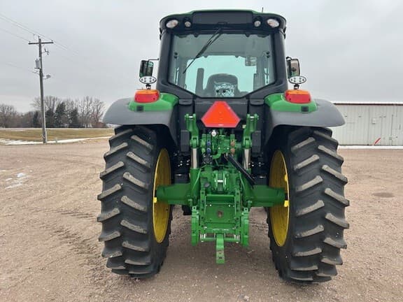 Image of John Deere 6155M equipment image 3
