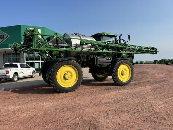 Image of John Deere 616R equipment image 2