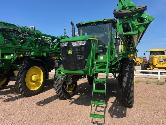 2025 John Deere 616R Equipment Image0