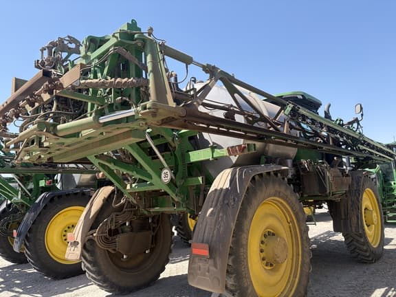 Image of John Deere 616R equipment image 4