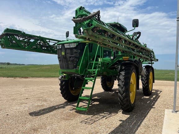 Image of John Deere 616R equipment image 2