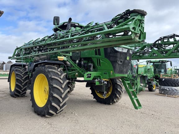 Image of John Deere 616R equipment image 2