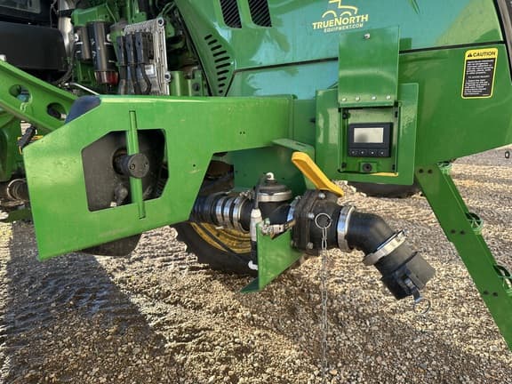 Image of John Deere 616R equipment image 4