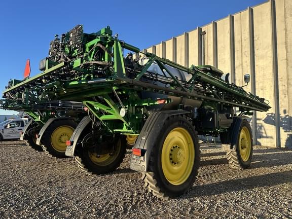 Image of John Deere 616R equipment image 4