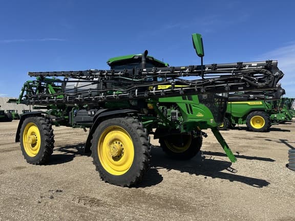 Image of John Deere 616R equipment image 1