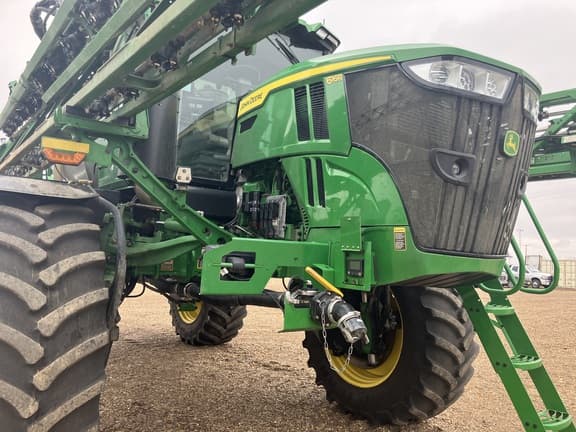 Image of John Deere 616R equipment image 1