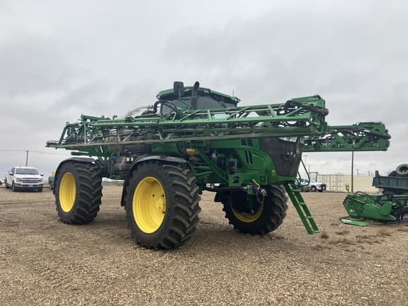 Image of John Deere 616R equipment image 4