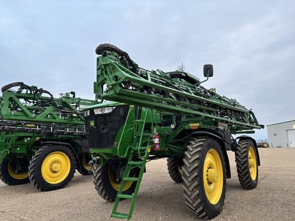 Image of John Deere 616R equipment image 2