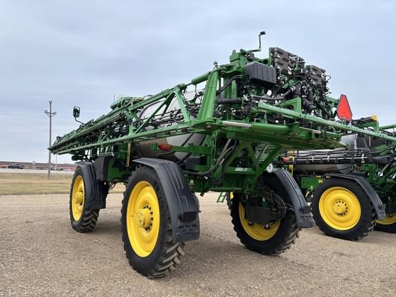 Image of John Deere 616R equipment image 4