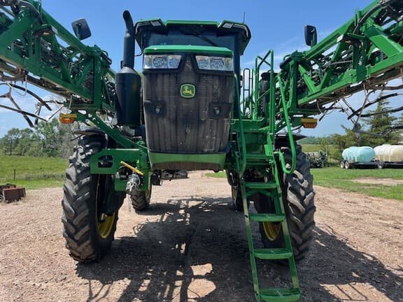 Image of John Deere 616R equipment image 1