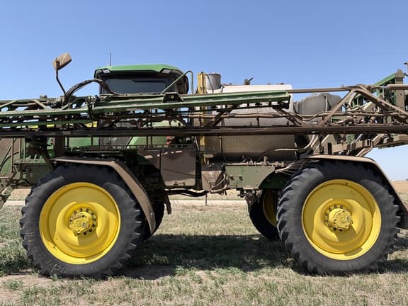 Image of John Deere 616R equipment image 2