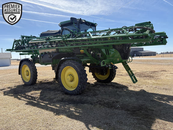 Image of John Deere 616R equipment image 1