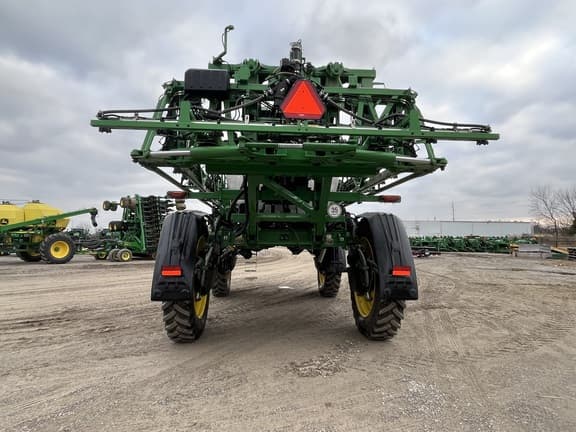 Image of John Deere 616R equipment image 4