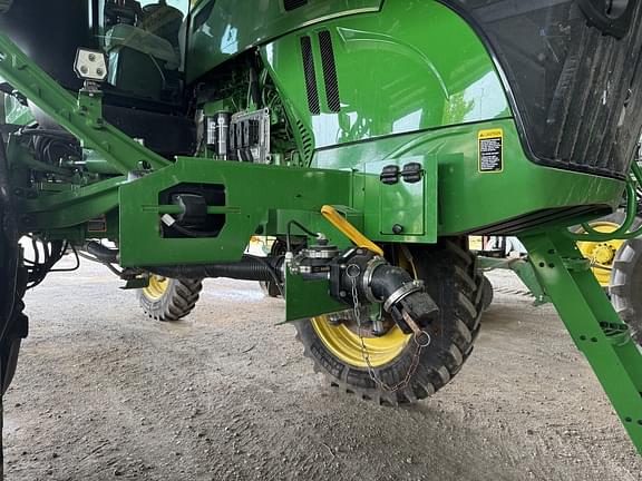 Image of John Deere 616R equipment image 3