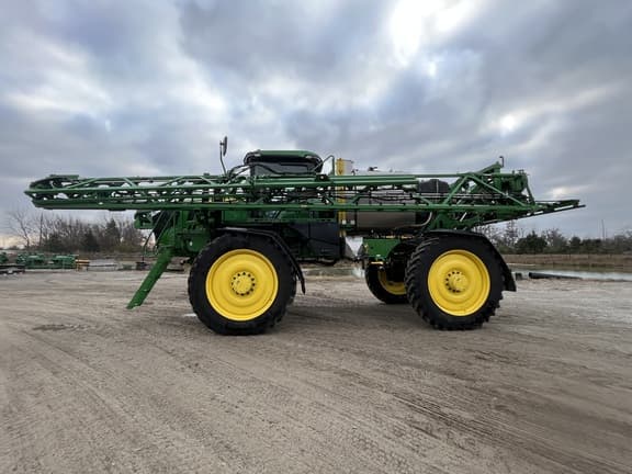 Image of John Deere 616R equipment image 2